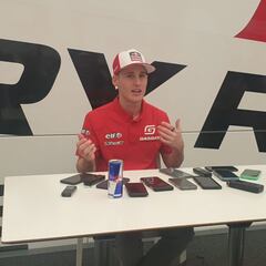 Pol: “Mi mujer me dice que no tiene derecho a decirme que lo deje”