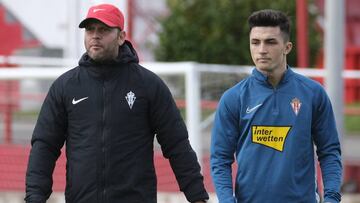 José Alberto y Manu García, en el entrenamiento vespertino de ayer en Mareo.
