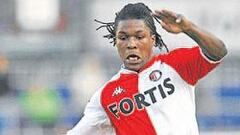 Drenthe se exhibió en su adiós a Rotterdam