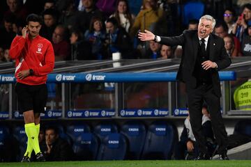 Ancelotti, en el banquillo del Reale Arena.