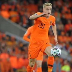 Holanda se lleva el premio en un partido gris; Irlanda, a la repesca
