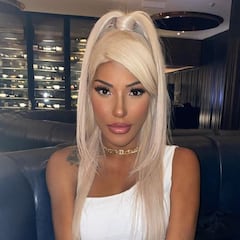 Una modelo Playboy de Barcelona se forra poniendo a prueba a maridos infieles