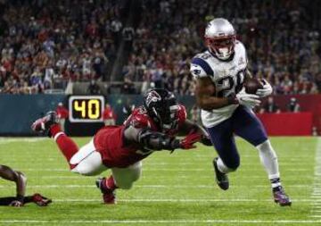 James White fue el mejor receptor de los de Boston y permitió a su equipo tener esperanzas, aunque remotas, de remoantada.