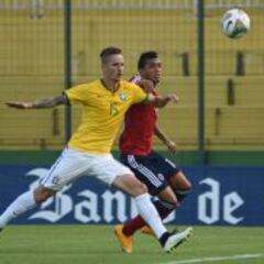 Brasil vence 2-1 a Colombia en cierre de la primera fase