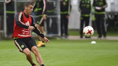 Héctor Moreno: "Estos partidos nos ayudan a seguir creciendo"