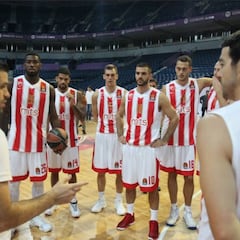 Estrella Roja: un equipo de bajo presupuesto pero muy peleón