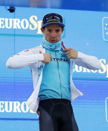 Giulio Ciccone del Trek-Segafredo fue el ganador de la etapa entre Lovere y Ponte di Legno. Richard Carapaz se mantiene como líder de la general.
