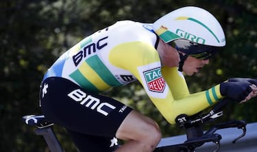 Yates distancia a Valverde y Enric Mas pide sitio en el podio