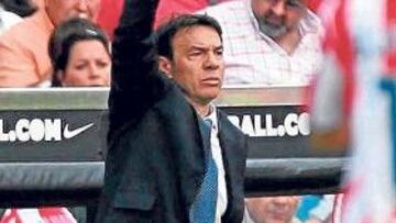 <b>POSIBLE CONTINUIDAD. </b>Abel dando instrucciones en el Calderón.