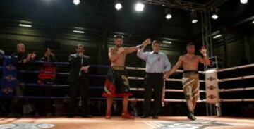 Combate Ferino V-Renald Garrido de peso welter. 