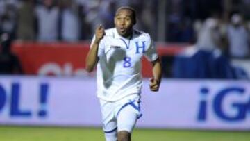 Wilson Palacios jugando con Honduras.