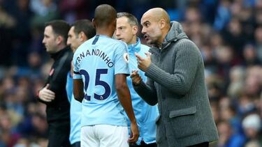 Guardiola "fully committed" to Manchester City