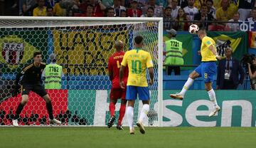 1-2. Renato Augusto marcó el primer gol.