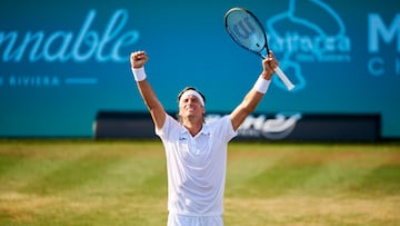 Feliciano L¨®pez celebra su victoria contra Max Purcell en el Mallorca Championships.