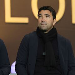 Deco: “La idea es mantener a Araújo y De Jong”