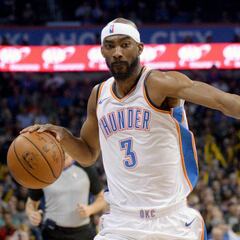 OKC deja tocados a los Clippers; Isaiah falla el tiro ganador