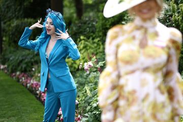 En el hip¨®dromo de Ascot, ciudad al sur de Inglaterra, donde se celebra la tradicional y pintoresca carrera de caballos con la presencia de la familia real brit¨¢nica.