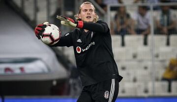 Tras su paso con el Liverpool llegó al Besiktas con quienes firmó hasta junio del 2021. Karius de 26 años tiene experiencia en equipos de la Bundesliga y jugó la final de la Champions League 2017.