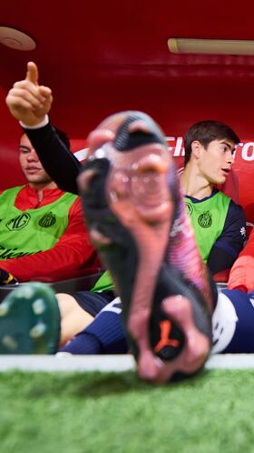 Cade Cowell, Armando Gonzalez, Javier Chicharito Hernandez of Guadalajara during the 7th round match between Toluca and Guadalajara as part of the Liga BBVA MX, Torneo Clausura 2025 at Nemesio Diez Stadium, on February 15, 2025 in Toluca, Estado de Mexico, Mexico.