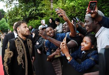 El sorprendete look Mariachi de Neymar