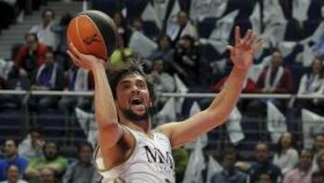 Scariolo sigue a cinco bases para suplir a Ricky Rubio