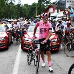 Carlos Rodríguez gana la accidentada decimocuarta etapa del Tour
