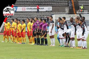 Antes del inicio de cada uno de los partidos, se guardó un minuto de silencio en memoria de las víctimas del sismo en Chiapas.