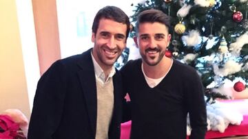 Raúl González junto a David Villa.