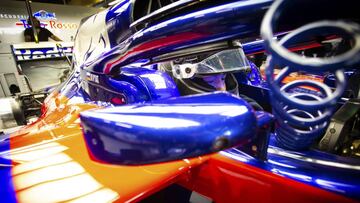 ABU DHABI, UNITED ARAB EMIRATES - NOVEMBER 28:  Daniil Kvyat of Russia and Scuderia Toro Rosso prepares to drive in the garage during day two of F1 End of Season Testing at Yas Marina Circuit on November 28, 2018 in Abu Dhabi, United Arab Emirates.  (Photo by James Bearne/Getty Images)