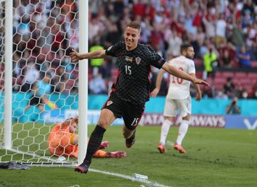 Pasalic emaptó el partido en el 91' y forzó la prórroga. 1-1.