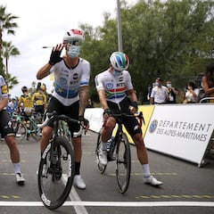 Las caídas y la lluvia
protagonistas en la primera etapa del Tour