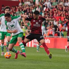 El Mirandés sigue queriendo hacer historia y tumba al Racing