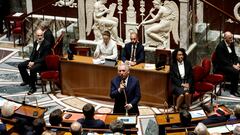 El primer ministro de Francia cae