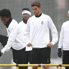 Cuadrado, a estrenarse como titular en Champions League