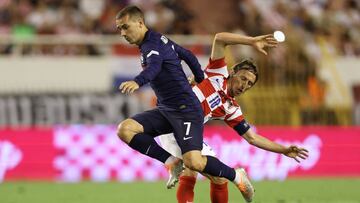 Soccer Football - UEFA Nations League - Group A - Croatia v France - Stadion Poljud, Split, Croatia - June 6, 2022 France's Antoine Griezmann in action with Croatia's Luka Modric REUTERS/Antonio Bronic
