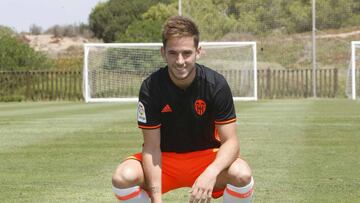 15/07/16 VALENCIA CF PRETEMPORADA PRESENTACION DE ALVARO MEDRAN
 NUEVO JUGADOR FICHAJE 