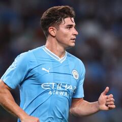 Guardiola apuesta por Julián Álvarez