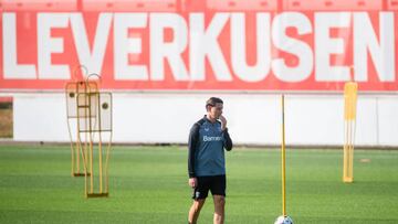 12 September 2022, North Rhine-Westphalia, Leverkusen: Leverkusen coach Gerardo Seoane follows his team's final training session. Bayer Leverkusen will face Atletico Madrid in the group stage of the Champions League on Sept. 13, 2022. Photo: Marius Becker/dpa (Photo by Marius Becker/picture alliance via Getty Images)