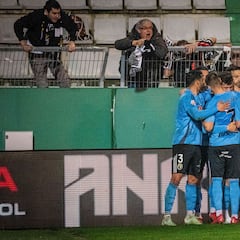 Zarpazo del Burgos a la permanencia en A Malata