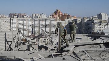 Las 12 predicciones de un famoso politólogo sobre el fin de la guerra