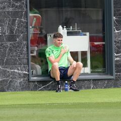 Morcillo, recuperado de la fractura en la clavícula izquierda, busca destino