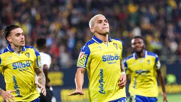 Ocampo celebrando el 1-0 frente al Burgos el pasado jueves en la jornada 20 de la Liga Hypermotion.