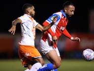 Futbol, Cobresal vs Universidad Catolica
Fecha 3, Liga de Primera 2026
El jugador de Universidad Catolica Bernardo Cerozo es fotografiado contra Cobresal durante el partido de primera division disputado en el estadio El Cobre en El Salvador, Chile.
14/02/2026
Javier Torres/Photosport
Football, Cobresal vs Universidad Catolica
3rd turn, 2026 First division league
Universidad Catolica`s player Bernardo Cerozo is pictured against Cobresal during the first division match held at the El Cobre stadium in El Salvador, Chile.
14/02/2026
Javier Torres/Photosport