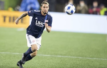 De diez y rompiendo marcas, Diego Fagundez es clave en NE