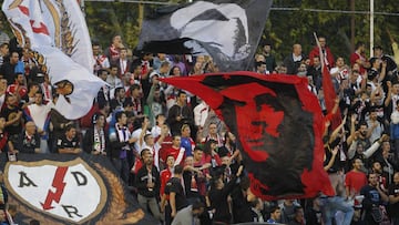La afición del Rayo en Vallecas.