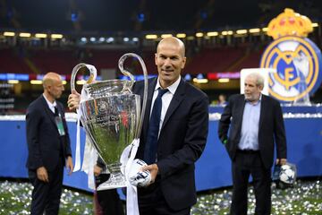 El Real Madrid derrotó por 1-4 a Juventus consiguiendo su duodécima Liga de Campeones de la UEFA y se convirtió en el primer equipo en revalidar título bajo el nuevo formato. Cristiano (x2), Casemiro y Asensio anotaron por parte del club blanco. 