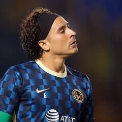 Guillermo Ochoa ligó 14 juegos con gol en contra ante Tigres