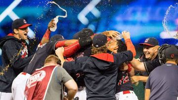 CLEVELAND, OH - JULY 26: The Cleveland Indians celebrate after Francisco Lindor #12 of the Cleveland Indians hit a walk-off RBI single to defeat the Washington Nationals at Progressive Field on July 26, 2016 in Cleveland, Ohio. The Indians defeated the Nationals 7-6.   Jason Miller/Getty Images/AFP
 == FOR NEWSPAPERS, INTERNET, TELCOS &amp; TELEVISION USE ONLY ==