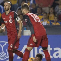 Gregory van der Wiel: "Bradley es el jugador perfecto"