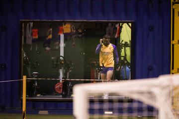 Carvajal, hoy, trabajando solo en el gimnasio.